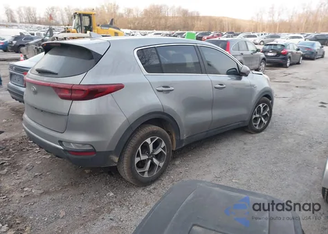 2021 Kia Sportage Lx z USA, uszkodzony, nr VIN KNDPMCAC9M7917898